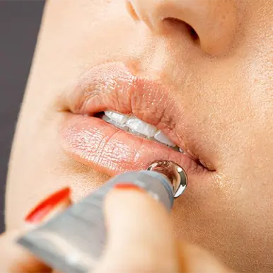 Cosmedix Enhance Lip-Plumping Mask
