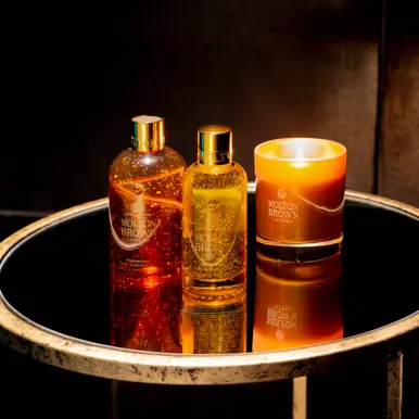 Molton Brown Oudh Accord & Gold Body Wash 300ml