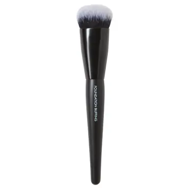 Adore Beauty Tools of the Trade Foundation Buffing Brush