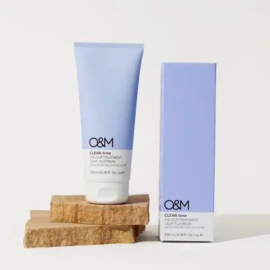 O&M CLEAN.tone Light Platinum Colour Treatment 200ml
