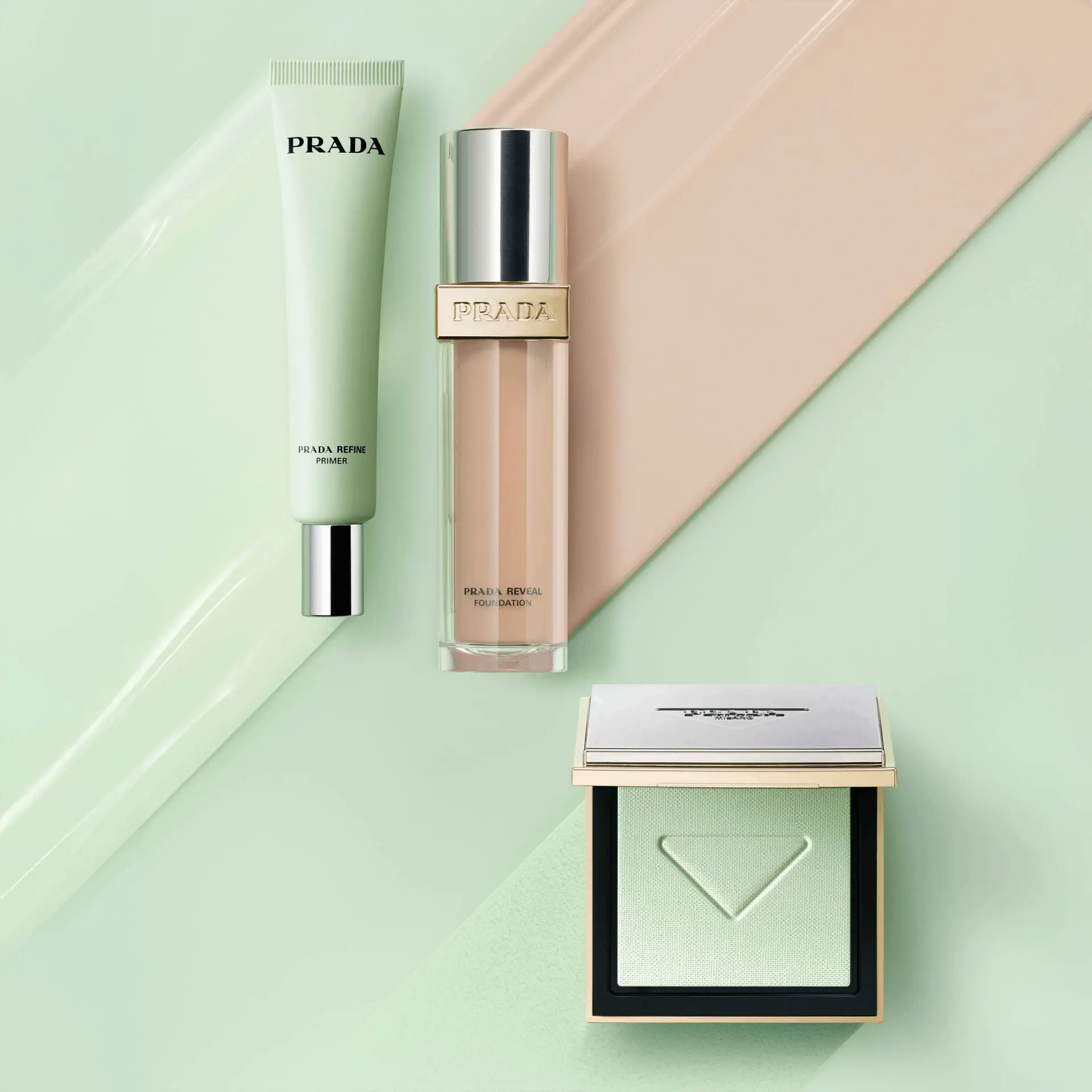 Prada Refine Blurring Extending Primer