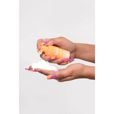 Barry M Cloud Foam Brightening Primer