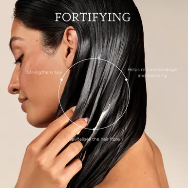 Christophe Robin Fortifying Shampoo With Amaranth Peptides